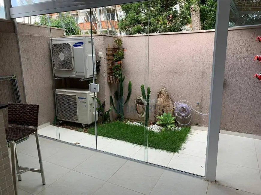 Foto 4 de Casa de Condomínio com 3 Quartos à venda, 192m² em Jardim Marajoara, São Paulo