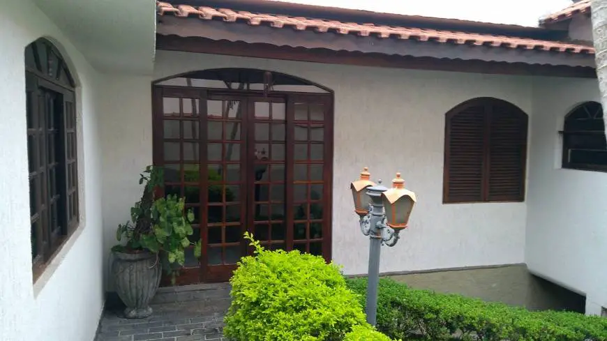 Foto 2 de Sobrado com 3 Quartos à venda, 300m² em Vila Jordanopolis, São Bernardo do Campo