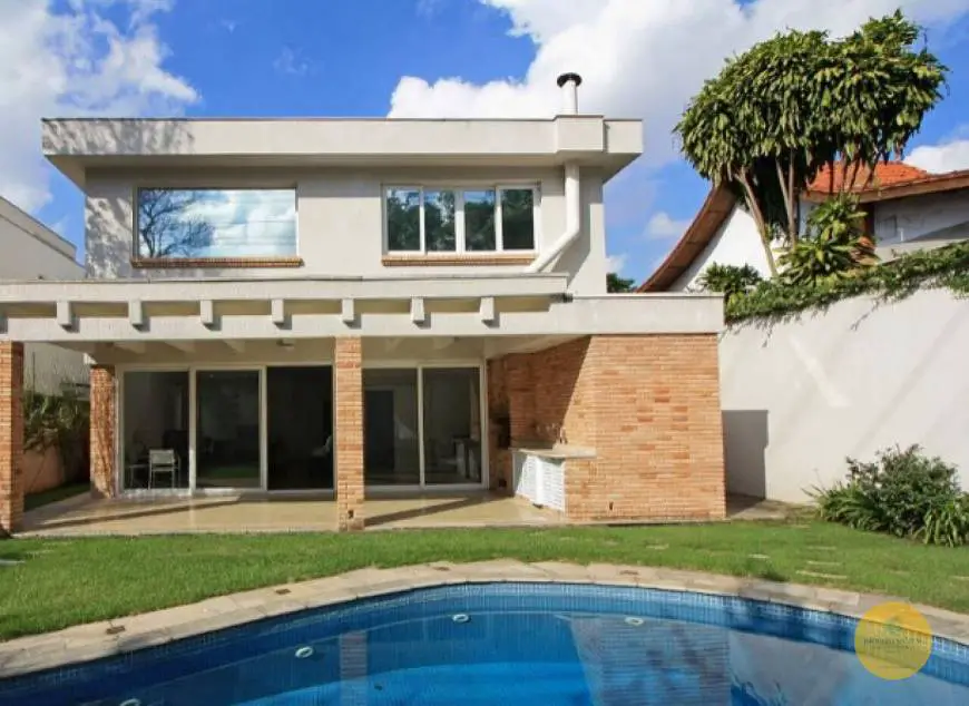Foto 1 de Sobrado com 4 Quartos para venda ou aluguel, 450m² em Alto de Pinheiros, São Paulo