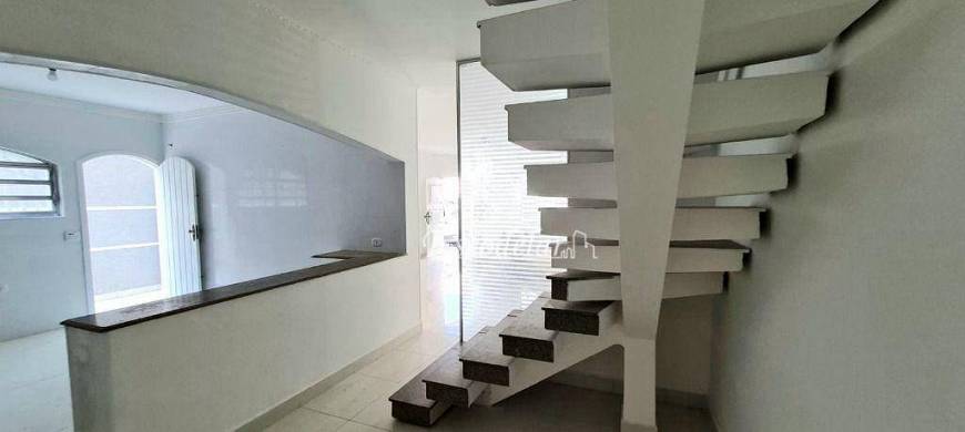 Foto 5 de Sobrado com 4 Quartos à venda, 242m² em Vila Nivi, São Paulo