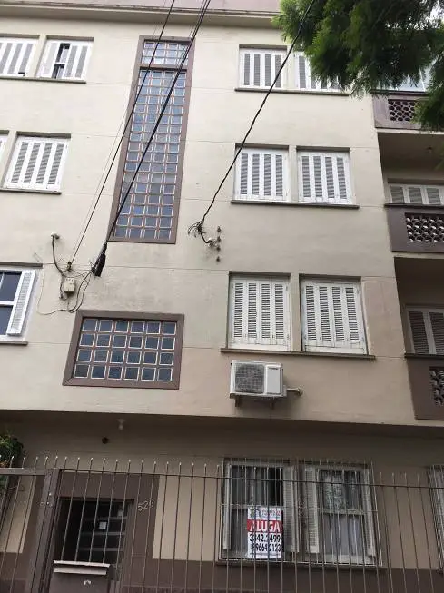 Foto 2 de Apartamento com 1 Quarto para alugar, 45m² em Navegantes, Porto Alegre
