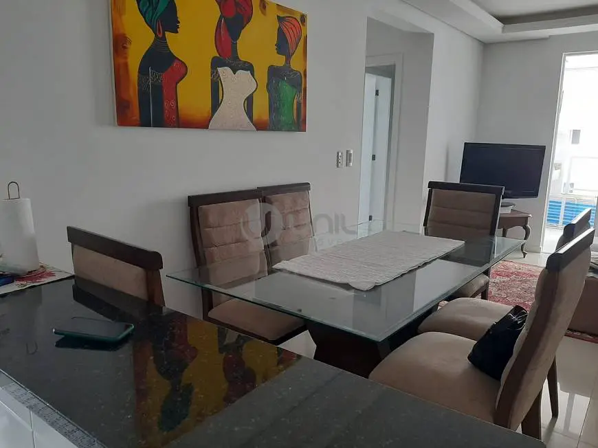 Foto 3 de Apartamento com 2 Quartos à venda, 67m² em Estreito, Florianópolis