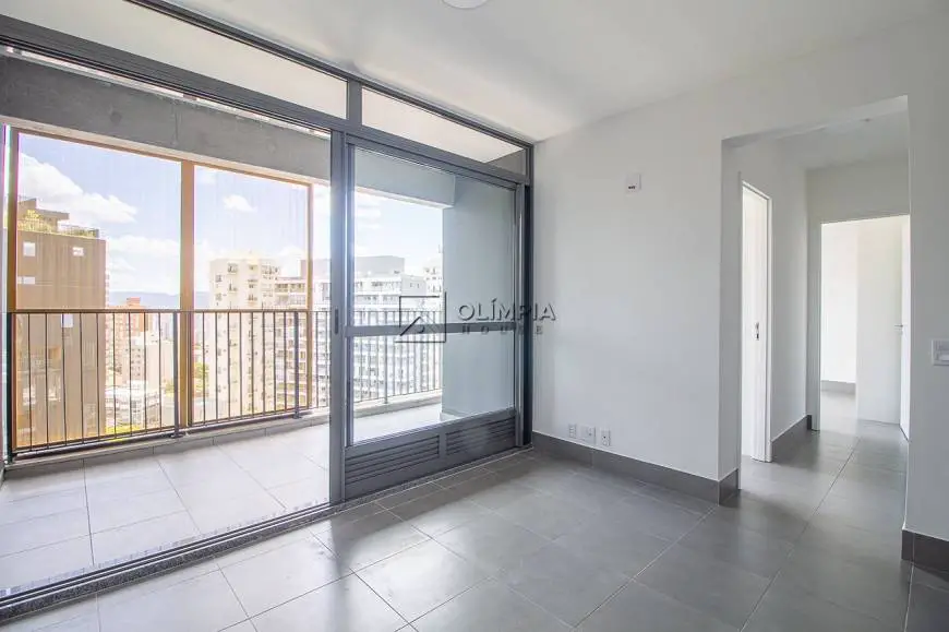 Foto 1 de Apartamento com 2 Quartos para alugar, 61m² em Vila Madalena, São Paulo