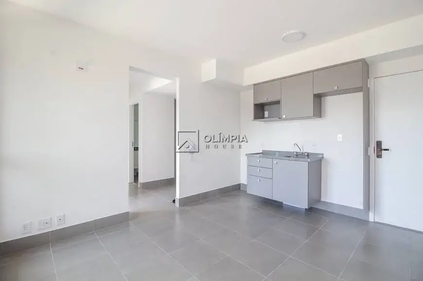 Foto 4 de Apartamento com 2 Quartos para alugar, 61m² em Vila Madalena, São Paulo
