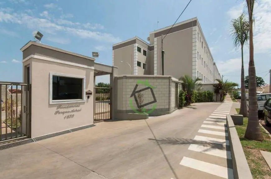 Foto 1 de Apartamento com 2 Quartos para venda ou aluguel, 51m² em Vila Xavier, Araraquara