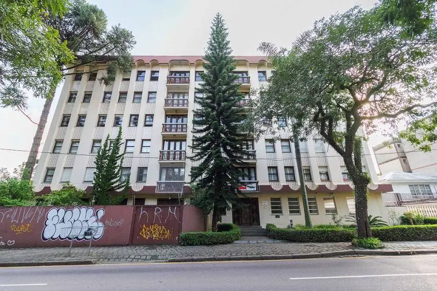 Foto 1 de Apartamento com 3 Quartos à venda, 135m² em Batel, Curitiba