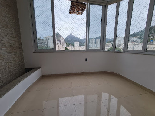 Foto 3 de Apartamento com 3 Quartos para alugar, 113m² em Laranjeiras, Rio de Janeiro