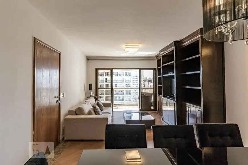Foto 1 de Apartamento com 3 Quartos para alugar, 130m² em Moema, São Paulo