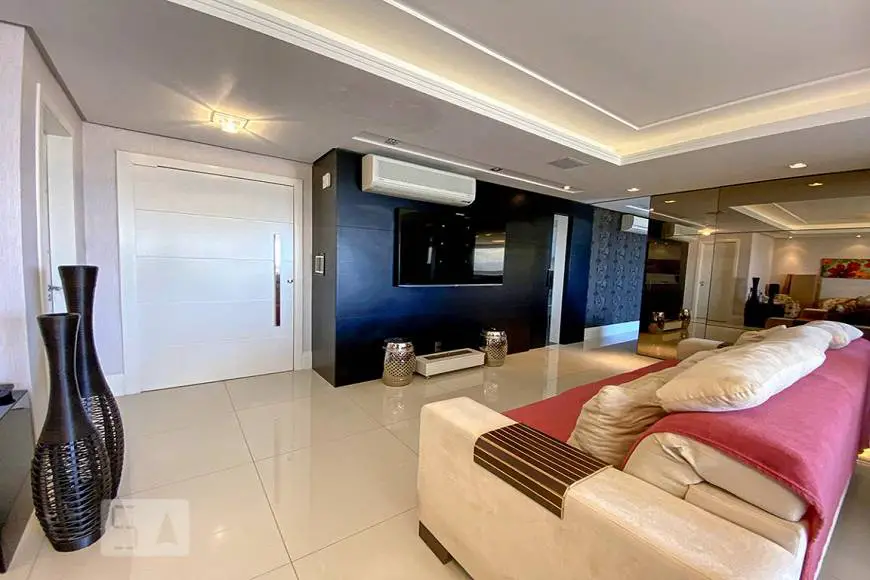 Foto 1 de Apartamento com 3 Quartos para alugar, 200m² em Morro do Espelho, São Leopoldo