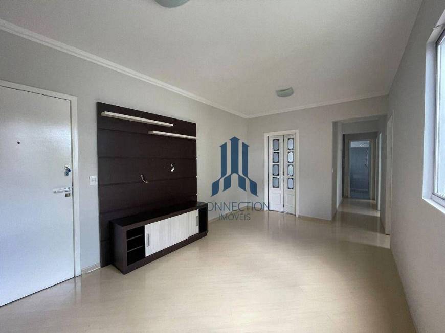Foto 1 de Apartamento com 3 Quartos para alugar, 60m² em Novo Mundo, Curitiba