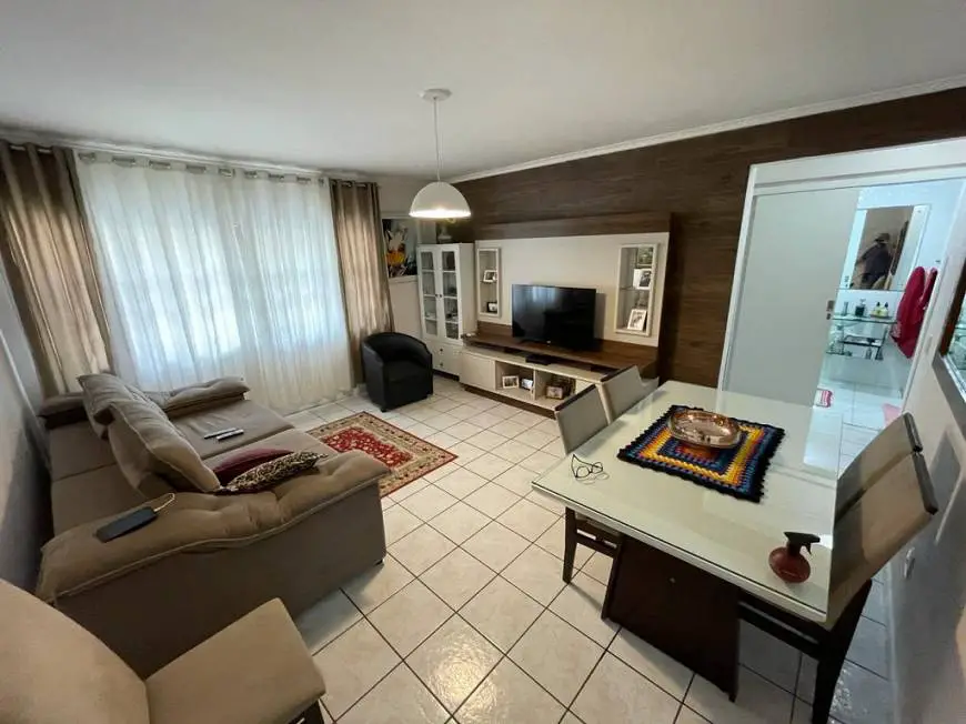 Foto 1 de Apartamento com 3 Quartos à venda, 68m² em Ponta de Baixo, São José