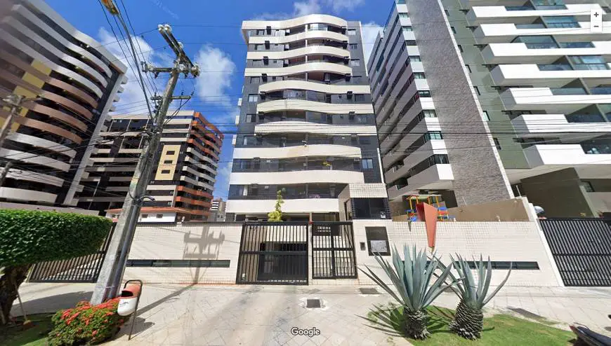 Foto 1 de Apartamento com 3 Quartos à venda, 65m² em Ponta Verde, Maceió