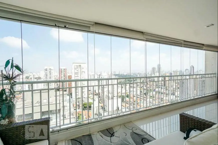 Foto 1 de Apartamento com 3 Quartos para alugar, 122m² em Vila Regente Feijó, São Paulo
