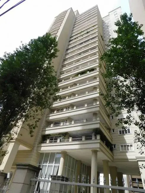 Foto 1 de Apartamento com 4 Quartos à venda, 610m² em Batel, Curitiba
