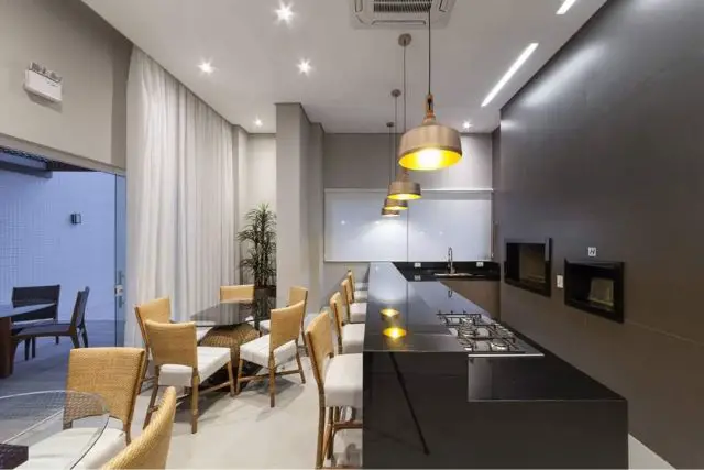 Foto 3 de Apartamento com 4 Quartos à venda, 329m² em Zona 01, Maringá