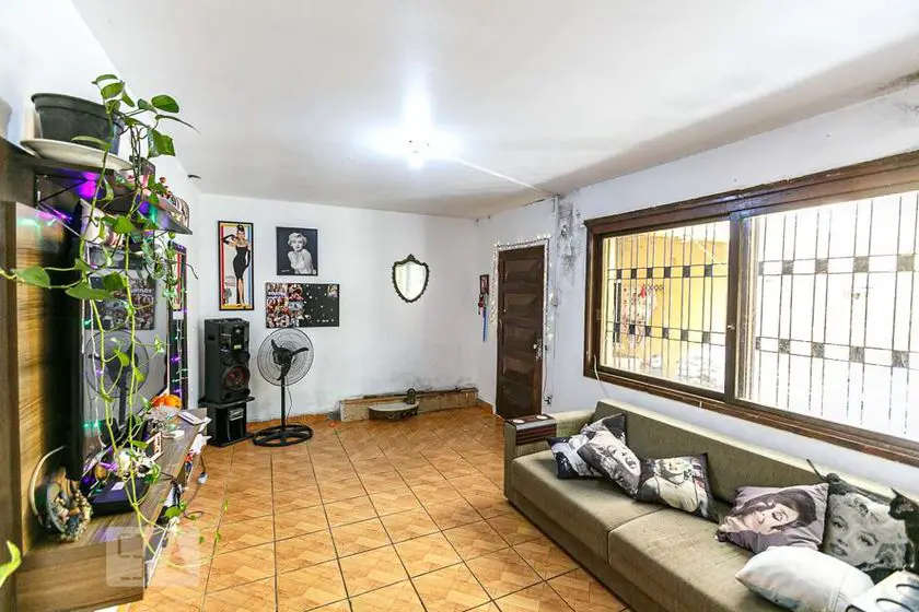 Foto 1 de Casa com 2 Quartos para alugar, 240m² em Cristal, Porto Alegre