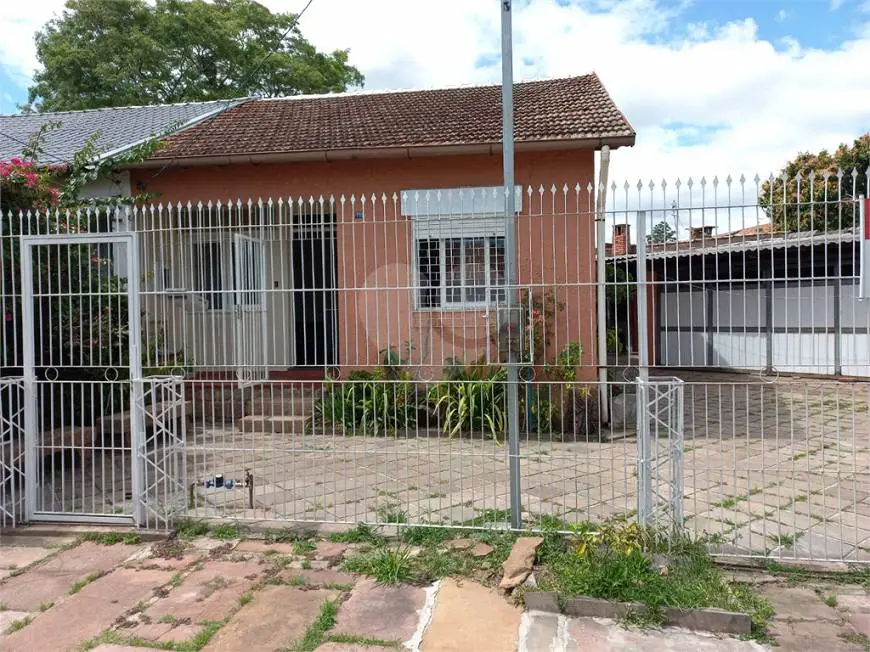 Foto 1 de Casa com 3 Quartos à venda, 217m² em Passo D areia, Porto Alegre