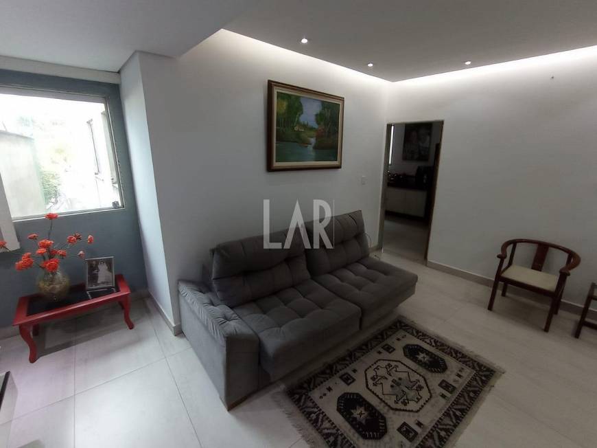 Foto 1 de Casa com 4 Quartos para alugar, 339m² em Caiçaras, Belo Horizonte