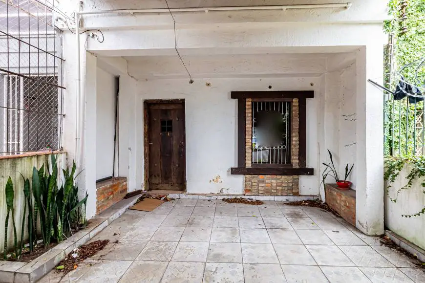 Foto 3 de Casa com 4 Quartos para alugar, 136m² em Floresta, Porto Alegre
