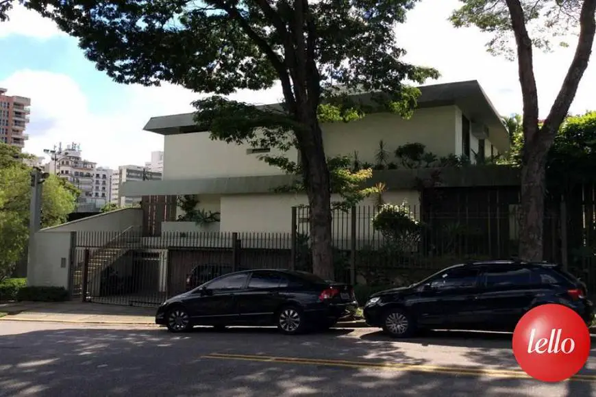 Foto 1 de Casa com 4 Quartos para alugar, 600m² em Moema, São Paulo