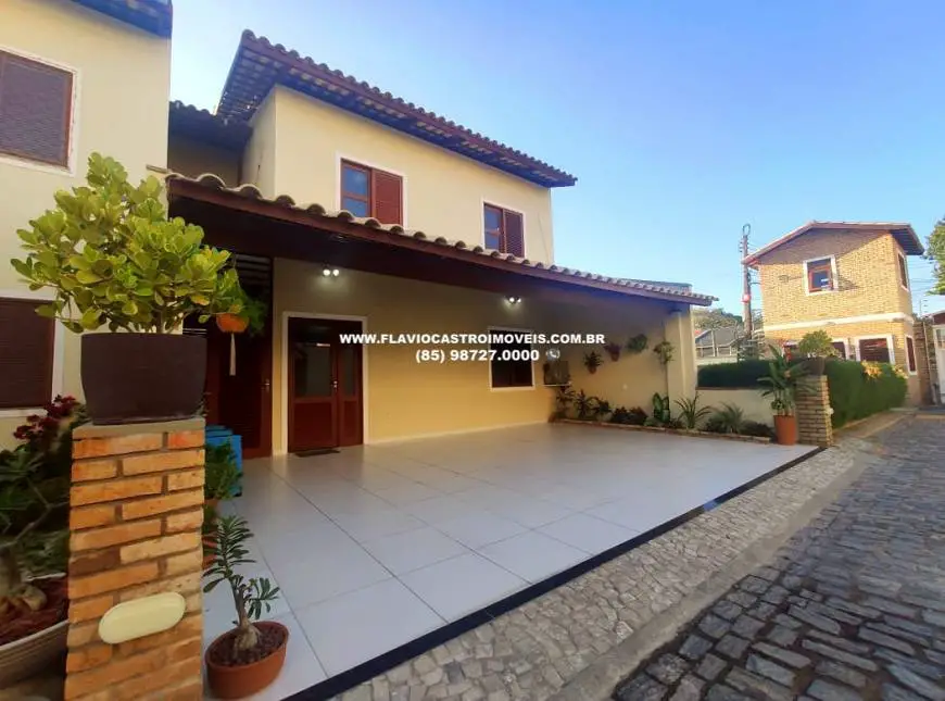 Foto 1 de Casa de Condomínio com 3 Quartos à venda, 120m² em Sapiranga, Fortaleza