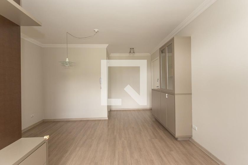 Foto 3 de Apartamento com 2 Quartos para alugar, 59m² em Bairro Alto, Curitiba