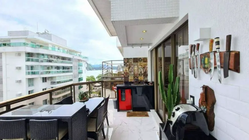 Foto 1 de Apartamento com 2 Quartos à venda, 90m² em Charitas, Niterói