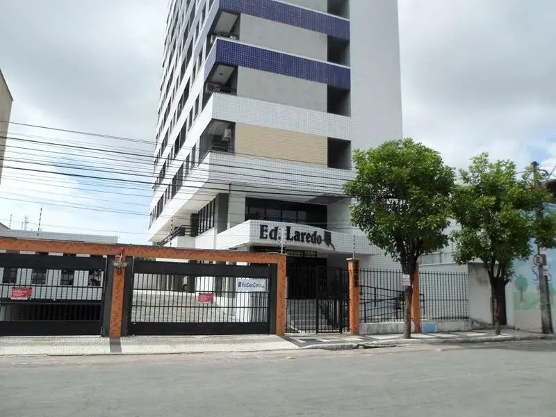 Foto 1 de Apartamento com 2 Quartos para alugar, 70m² em Joaquim Tavora, Fortaleza