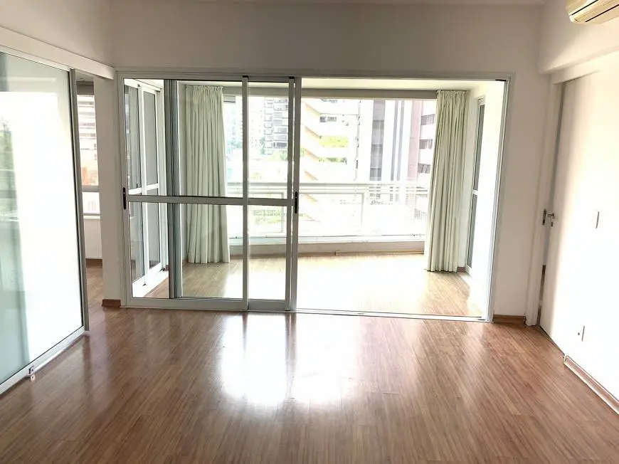 Foto 1 de Apartamento com 2 Quartos para venda ou aluguel, 63m² em Pinheiros, São Paulo