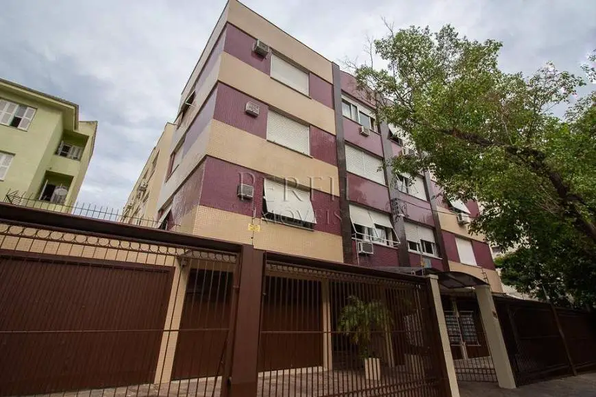 Foto 1 de Apartamento com 2 Quartos para alugar, 179m² em Santa Cecília, Porto Alegre