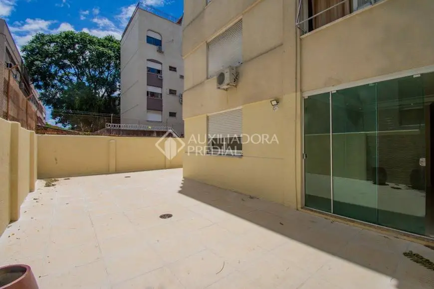 Foto 5 de Apartamento com 2 Quartos para alugar, 84m² em Santa Cecília, Porto Alegre
