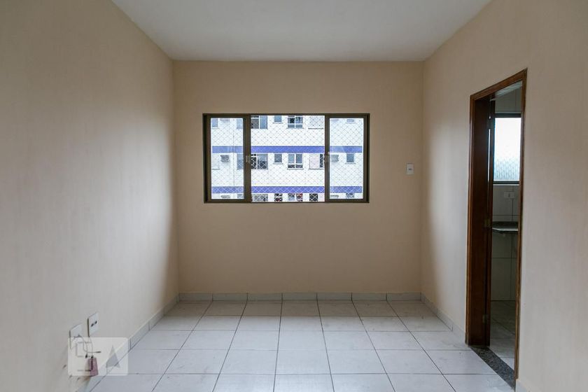 Foto 2 de Apartamento com 3 Quartos para alugar, 100m² em Beira Mar, São Vicente