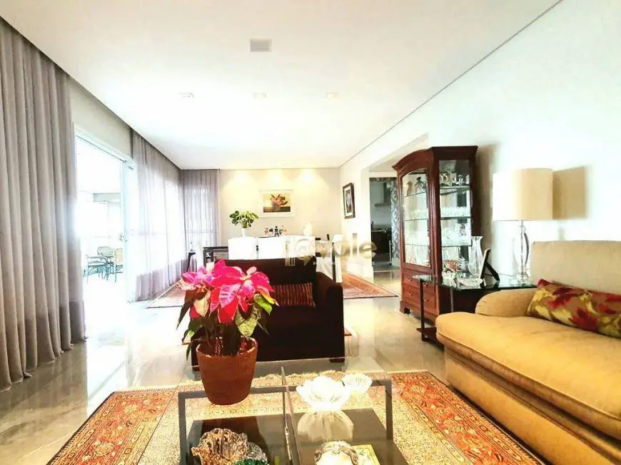 Foto 5 de Apartamento com 3 Quartos à venda, 245m² em Jardim das Colinas, São José dos Campos