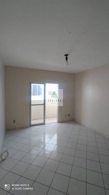 Foto 1 de Apartamento com 3 Quartos para alugar, 70m² em Maracana, Anápolis