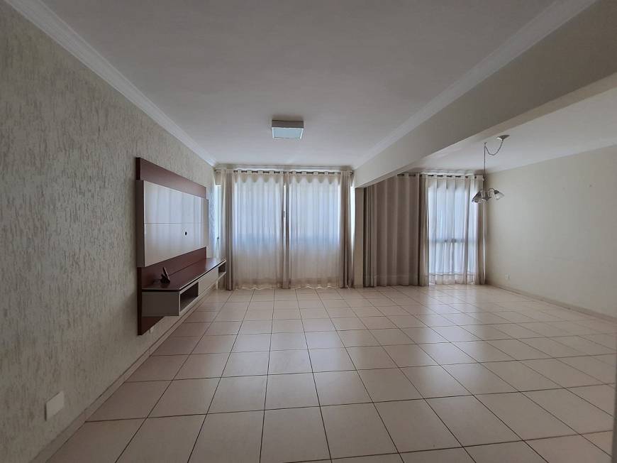 Foto 1 de Apartamento com 4 Quartos à venda, 164m² em Alto Umuarama, Uberlândia