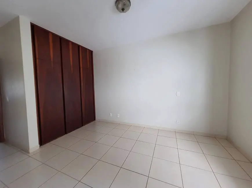 Foto 4 de Apartamento com 4 Quartos à venda, 164m² em Alto Umuarama, Uberlândia