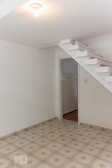 Foto 4 de Casa com 2 Quartos para alugar, 60m² em Cambuci, São Paulo