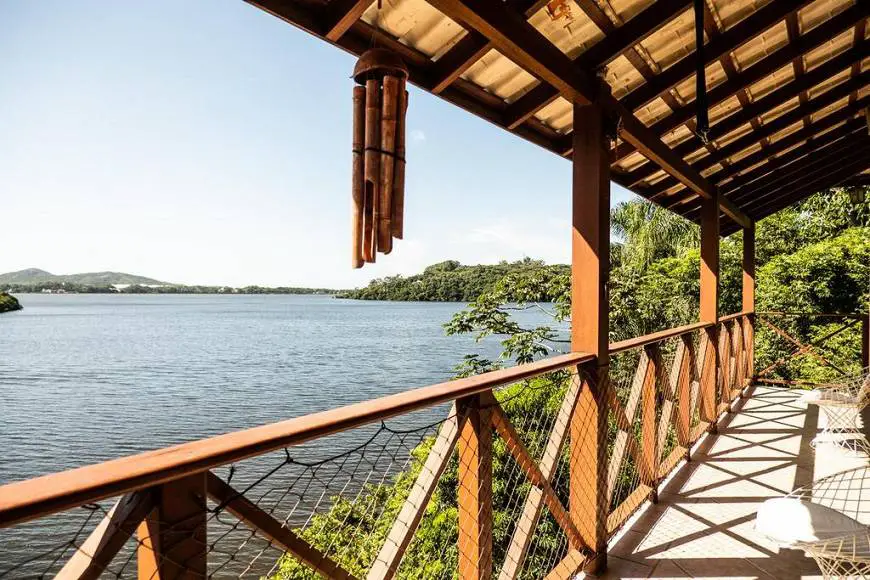 Foto 4 de Casa com 3 Quartos à venda, 310m² em Lagoa da Conceição, Florianópolis