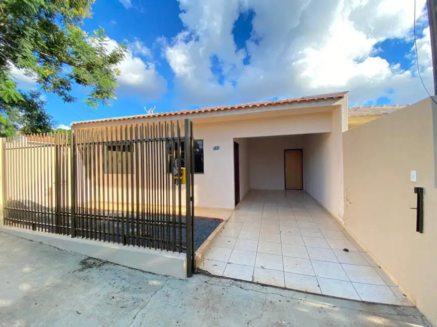 Foto 1 de Casa com 3 Quartos para alugar, 100m² em Parque das Laranjeiras, Maringá
