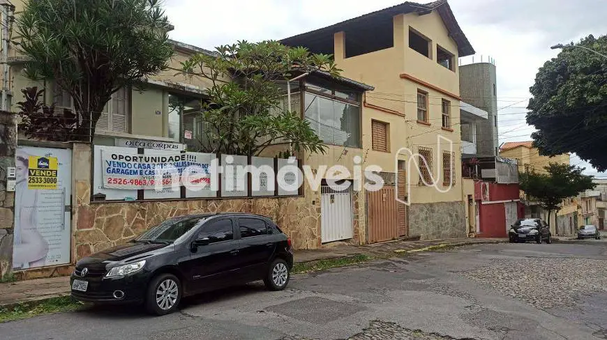 Foto 1 de Casa com 6 Quartos à venda, 380m² em Floresta, Belo Horizonte