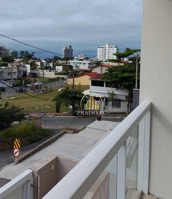 Foto 2 de Casa de Condomínio com 2 Quartos à venda, 176m² em Praia dos Amores, Balneário Camboriú