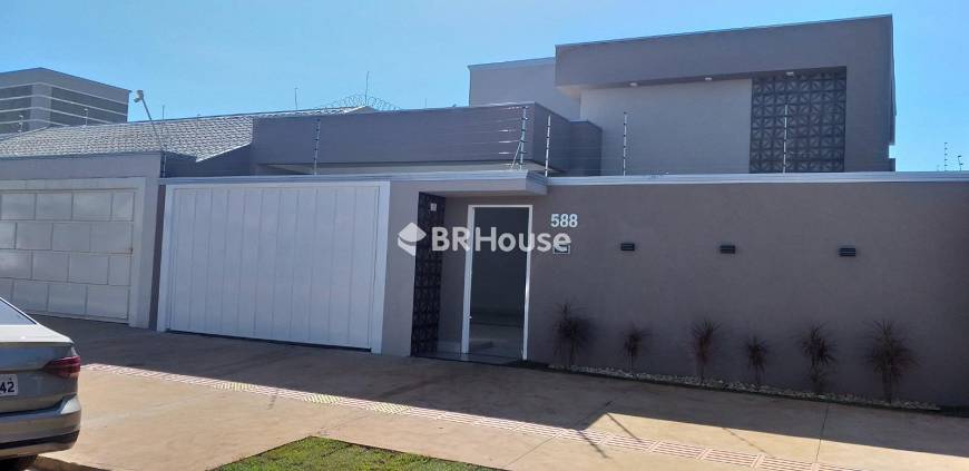 Foto 1 de Casa de Condomínio com 3 Quartos à venda, 180m² em Sobrinho, Campo Grande