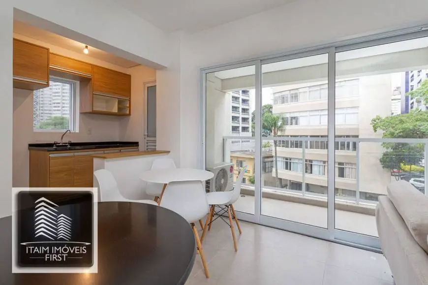 Foto 1 de Apartamento com 1 Quarto à venda, 49m² em Jardim Europa, São Paulo