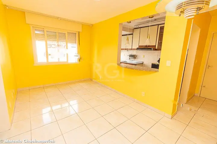 Foto 2 de Apartamento com 1 Quarto à venda, 43m² em Passo da Areia, Porto Alegre