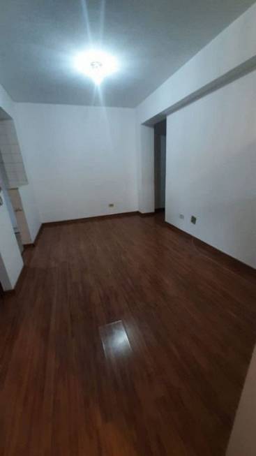 Foto 3 de Apartamento com 2 Quartos à venda, 53m² em Centro, Curitiba