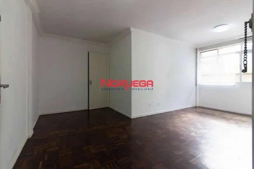 Foto 2 de Apartamento com 2 Quartos para alugar, 95m² em Seminário, Curitiba