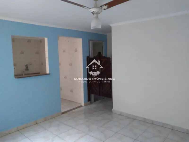 Foto 1 de Apartamento com 2 Quartos para alugar, 45m² em Vila Camilopolis, Santo André