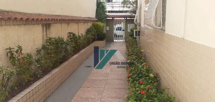 Foto 2 de Apartamento com 3 Quartos à venda, 115m² em Pé Pequeno, Niterói