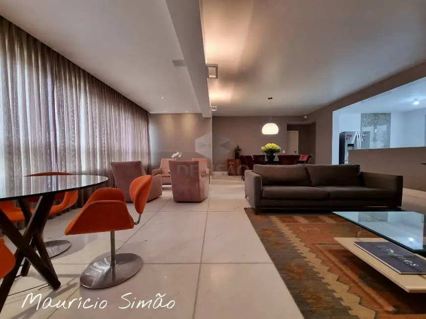 Foto 1 de Apartamento com 4 Quartos à venda, 262m² em Serra, Belo Horizonte