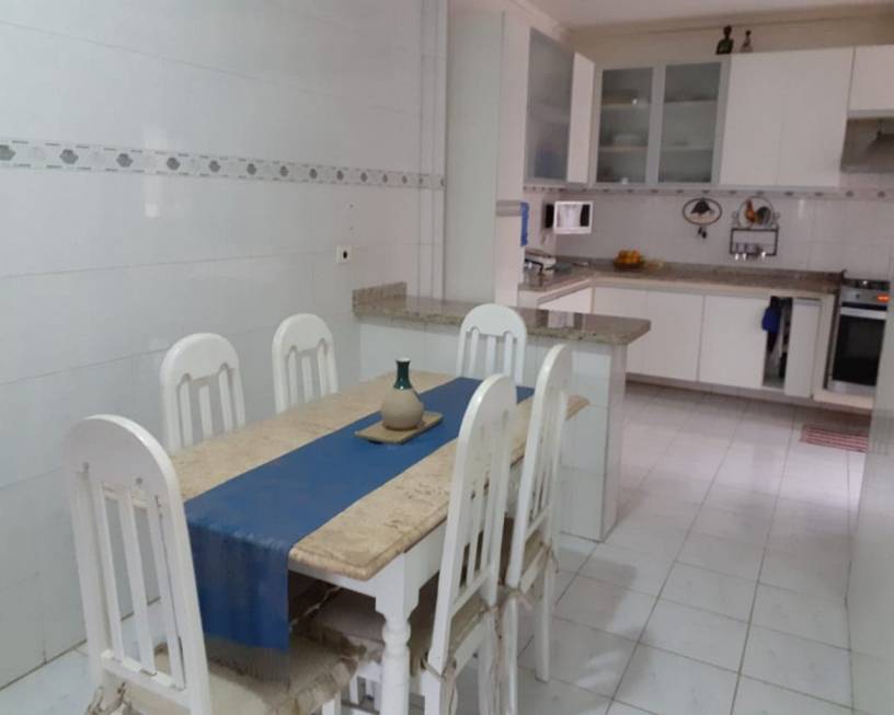 Foto 4 de Casa com 2 Quartos à venda, 139m² em Residencial Tatetuba, São José dos Campos